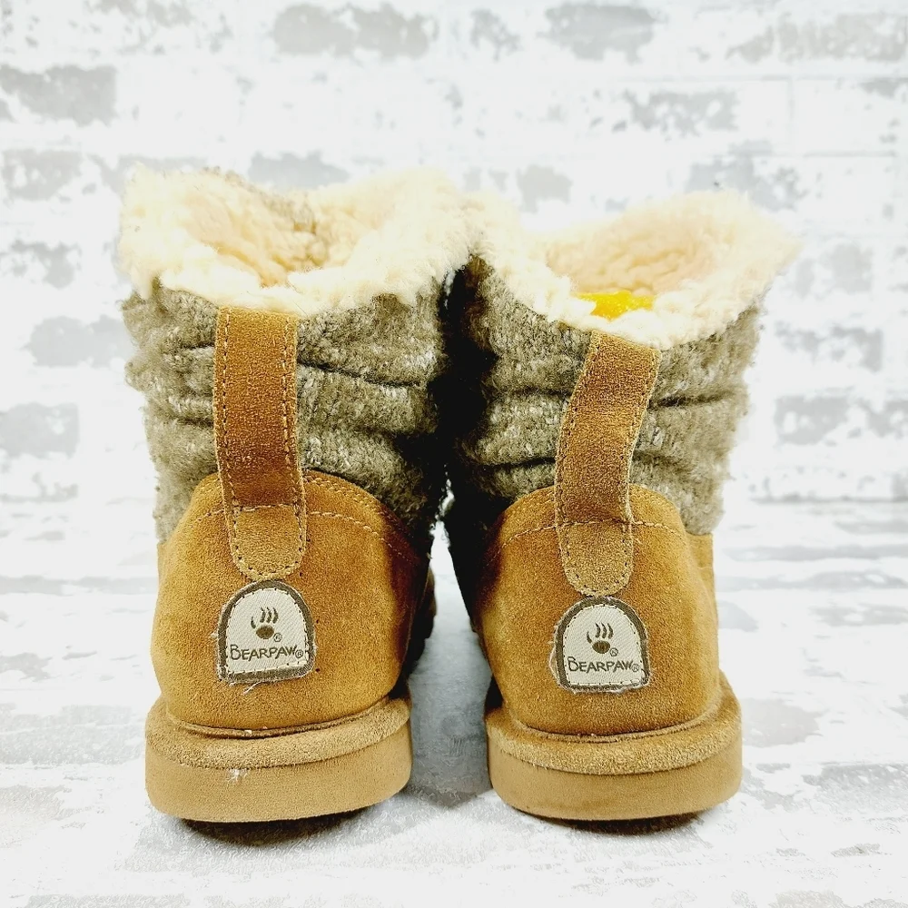 Bearpaw Virginia Brown Suede Round Toe Comfortable Flat Winter Snow Boots M712